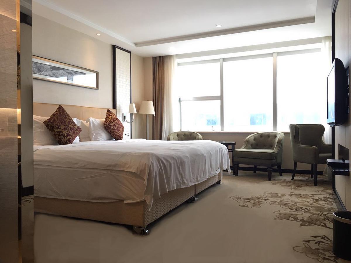 Chunjiang Lushan Hotel Shenzhen Exterior foto